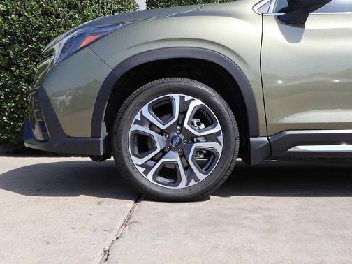 2025 Subaru Ascent Limited 7-Passenger