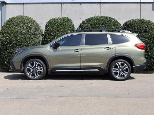 2025 Subaru Ascent Limited 7-Passenger