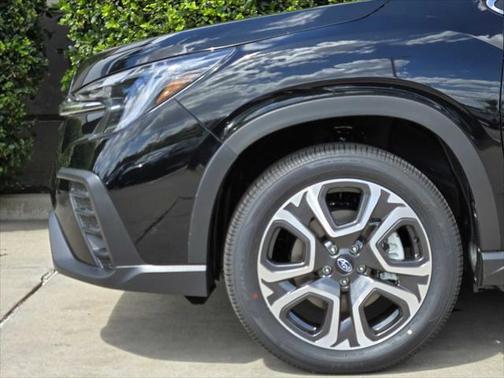 2025 Subaru Ascent Limited 8-Passenger