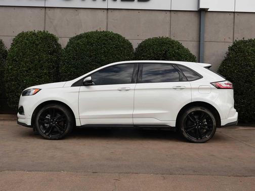 2024 Ford Edge ST
