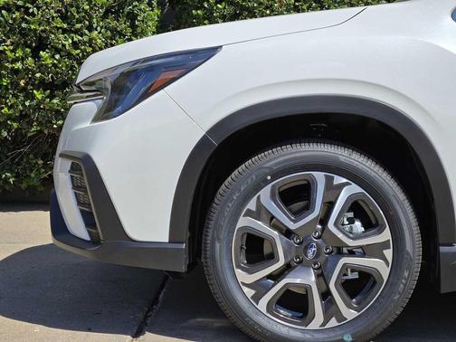 2025 Subaru Ascent Touring 7-Passenger