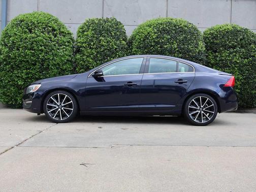 Magic Blue Metallic 2016 Volvo S60 T5 Drive-E Premier