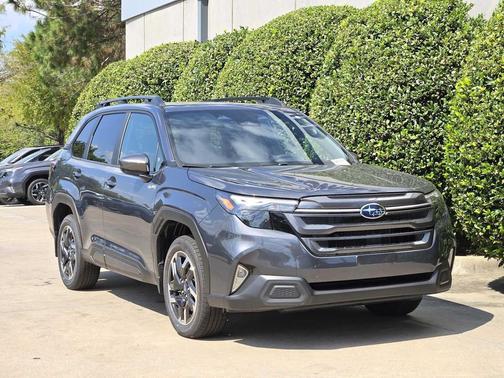 2025 Subaru Forester Hybrid Premium
