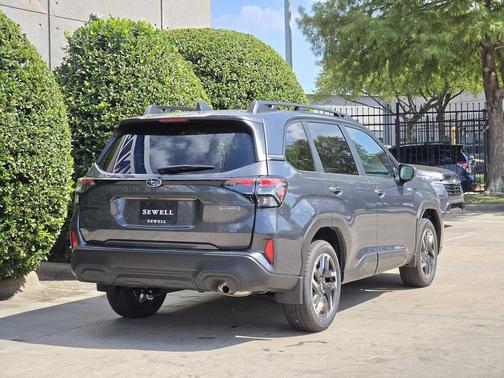 2025 Subaru Forester Hybrid Premium
