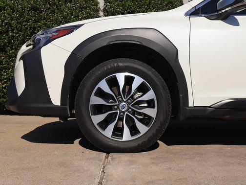 2024 Subaru Outback Touring