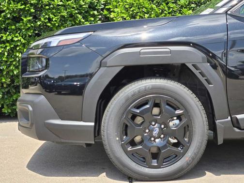 Crystal Black Silica 2026 Subaru Outback Limited