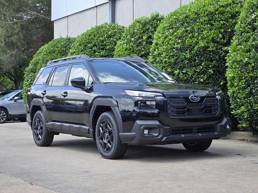 Crystal Black Silica 2026 Subaru Outback Limited