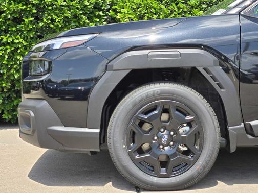 Crystal Black Silica 2026 Subaru Outback Limited