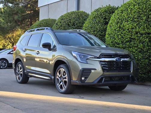 2025 Subaru Ascent Limited 7-Passenger