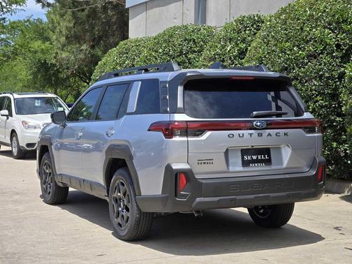Ice Silver Metallic 2026 Subaru Outback Limited