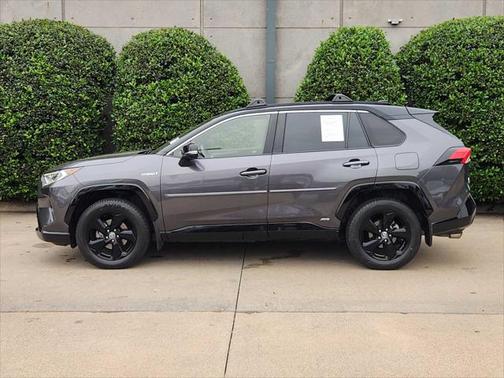 2021 Toyota RAV4 Hybrid SE