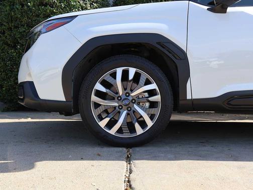 Crystal White Pearl 2026 Subaru Forester Touring