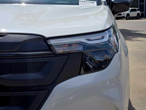 Crystal White Pearl 2026 Subaru Forester Base
