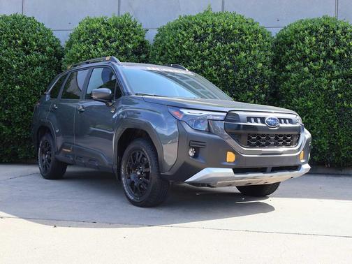Magnetite Gray Metallic 2026 Subaru Forester Wilderness