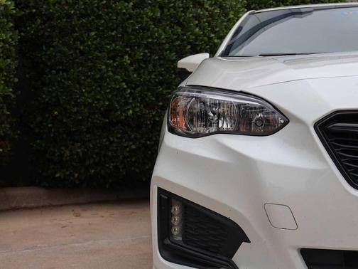 2019 Subaru Impreza 2.0i Sport