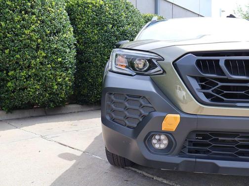 Autumn Green Metallic 2024 Subaru Outback Wilderness