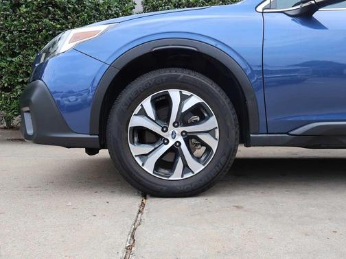 Abyss Blue Pearl 2022 Subaru Outback Limited