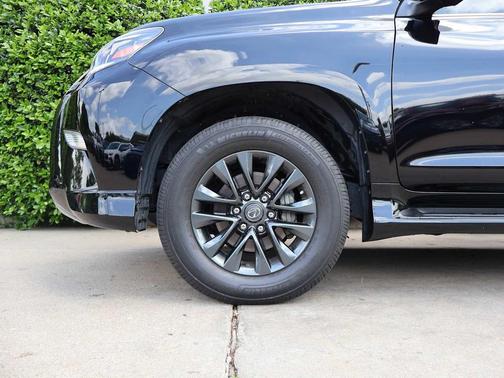 Black Onyx 2023 Lexus GX 460 Premium