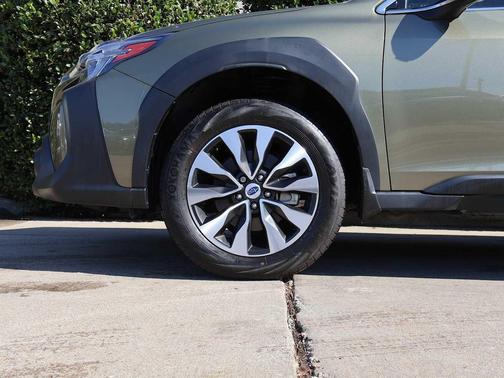 2024 Subaru Outback Touring