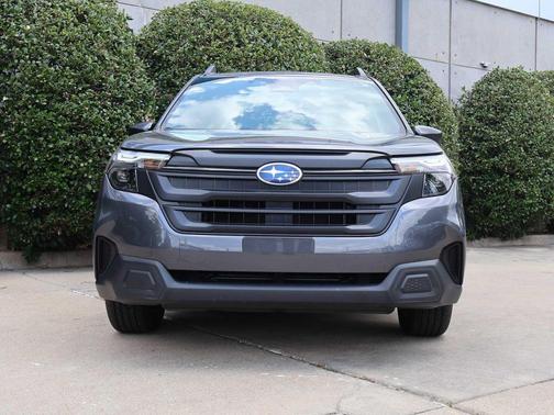 Magnetite Gray Metallic 2026 Subaru Forester Base