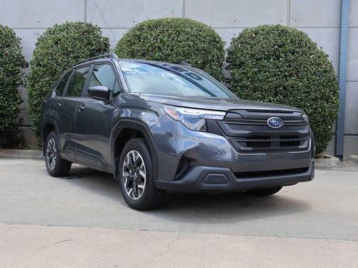 Magnetite Gray Metallic 2026 Subaru Forester Base