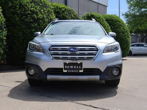Ice Silver Metallic 2016 Subaru Outback 2.5i Limited