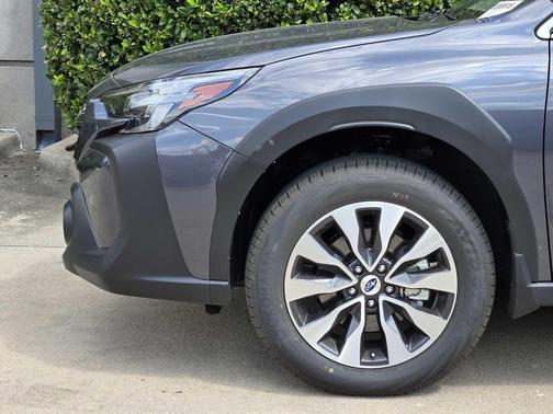 2025 Subaru Outback Touring