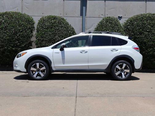 Crystal White Pearl 2015 Subaru XV Crosstrek Hybrid Base