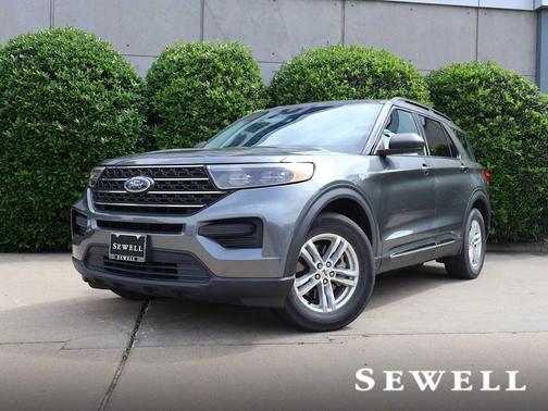 Carbonized Gray 2023 Ford Explorer XLT