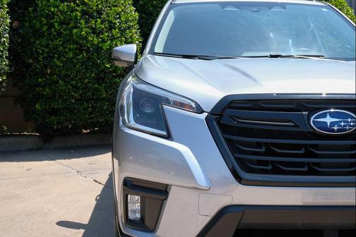Ice Silver Metallic 2023 Subaru Forester Sport