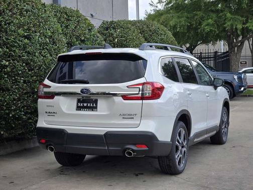 Crystal White Pearl 2026 Subaru Ascent Limited 7-Passenger