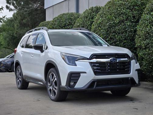 Crystal White Pearl 2026 Subaru Ascent Limited 7-Passenger