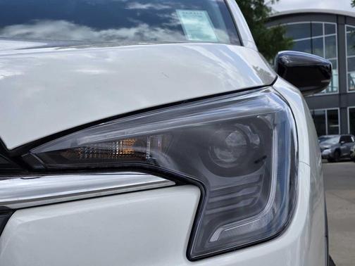 Crystal White Pearl 2026 Subaru Ascent Limited 7-Passenger