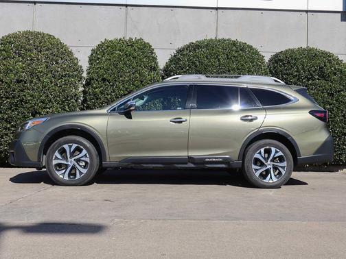 2022 Subaru Outback Touring XT