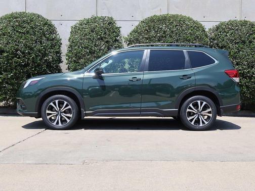 Cascade Green Silica 2023 Subaru Forester Limited