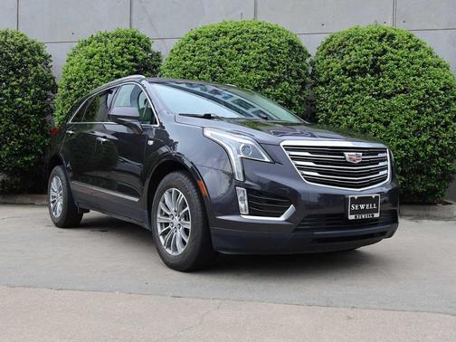 Dark Granite Metallic 2017 Cadillac XT5 Luxury