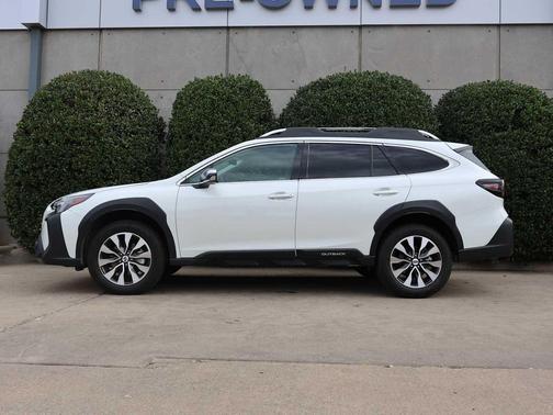 2025 Subaru Outback Touring XT