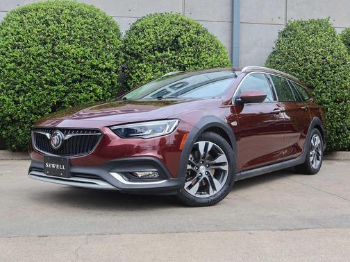 2018 Buick Regal TourX Essence