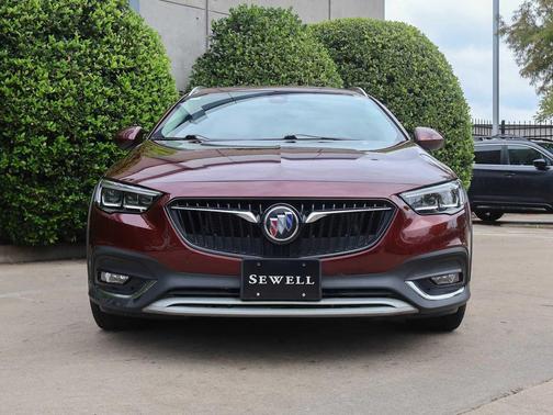 2018 Buick Regal TourX Essence