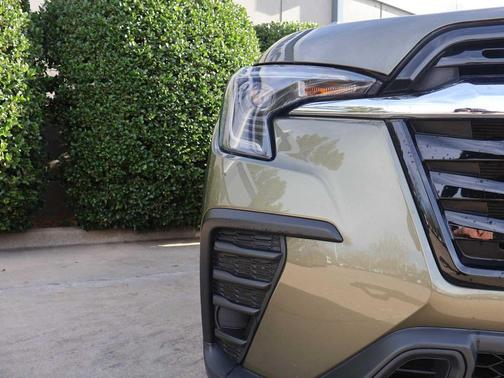 2024 Subaru Ascent Premium 7-Passenger