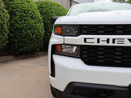 Summit White 2022 Chevrolet Silverado 1500 Limited Custom