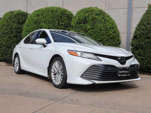 2018 Toyota Camry XLE