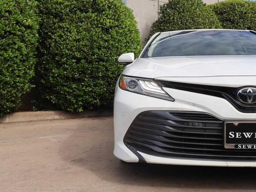 2018 Toyota Camry XLE