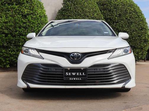 2018 Toyota Camry XLE