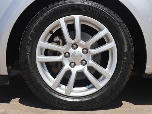 Silver Ice Metallic 2013 Chevrolet Sonic LT