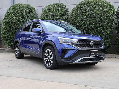 Dusk Blue Metallic 2023 Volkswagen Taos 1.5T SE