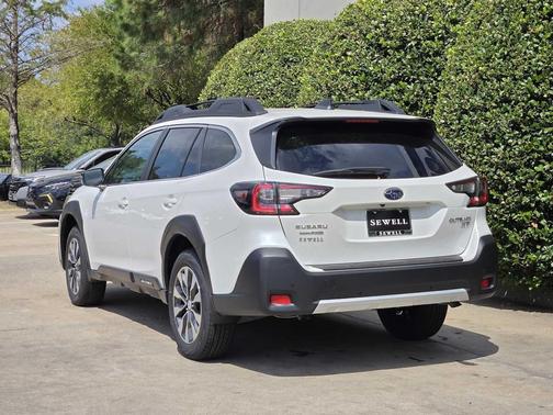 2025 Subaru Outback Limited XT