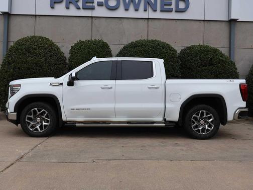 2023 GMC Sierra 1500 SLT