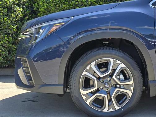 2025 Subaru Ascent Touring 7-Passenger