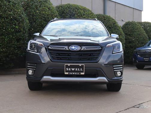 Magnetite Gray Metallic 2023 Subaru Forester Touring